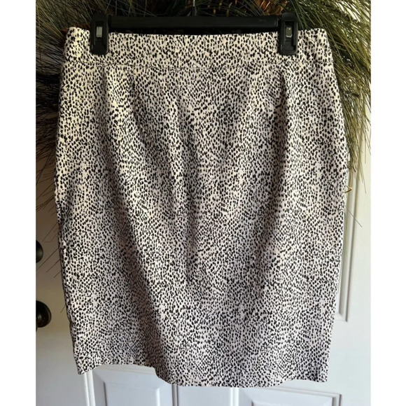 Rachel Zoe Slip on Leopard patterned stretchy pencil skirt Size 8 - Picture 1 of 12